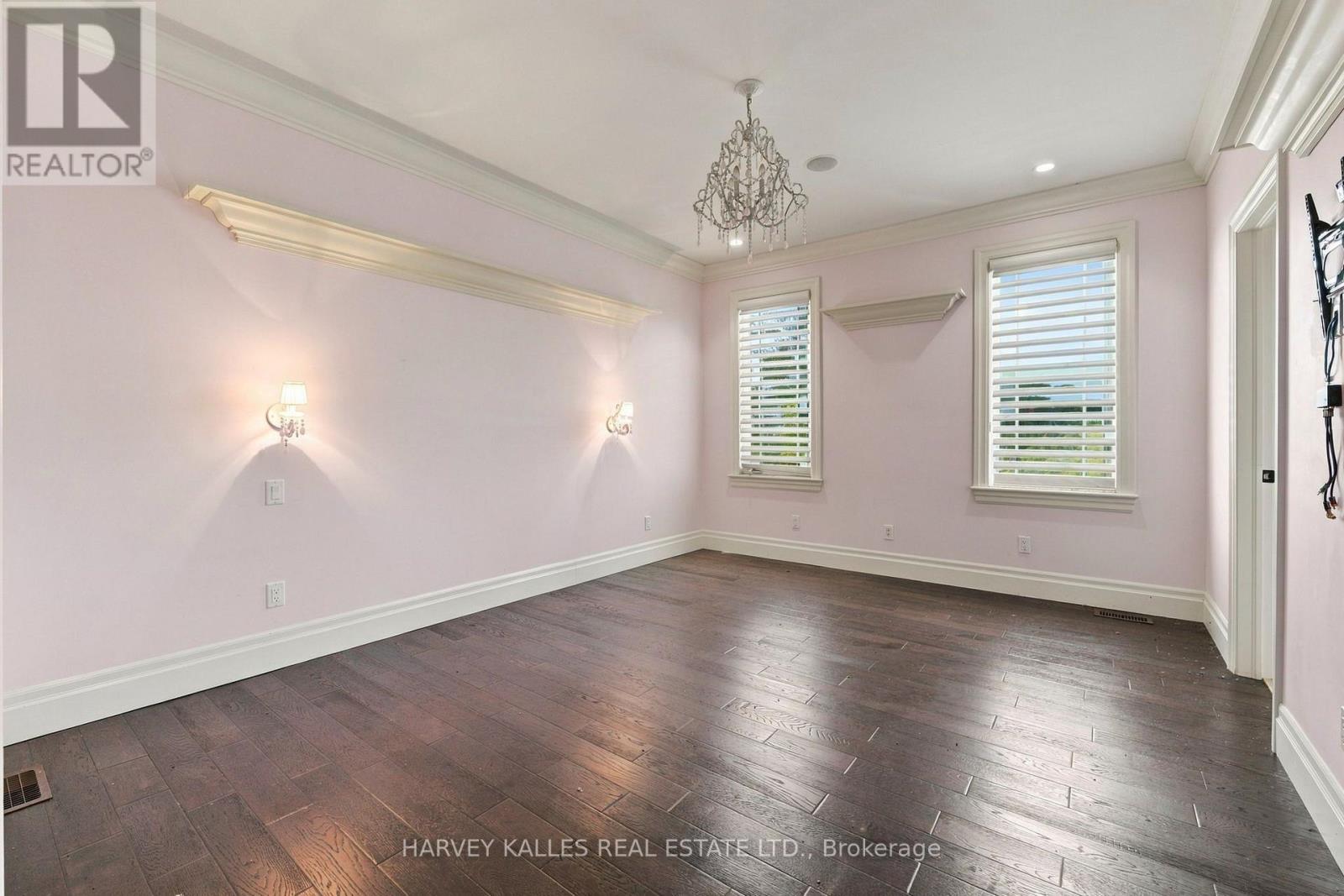 7472 Ashburn Road Property Photo 31