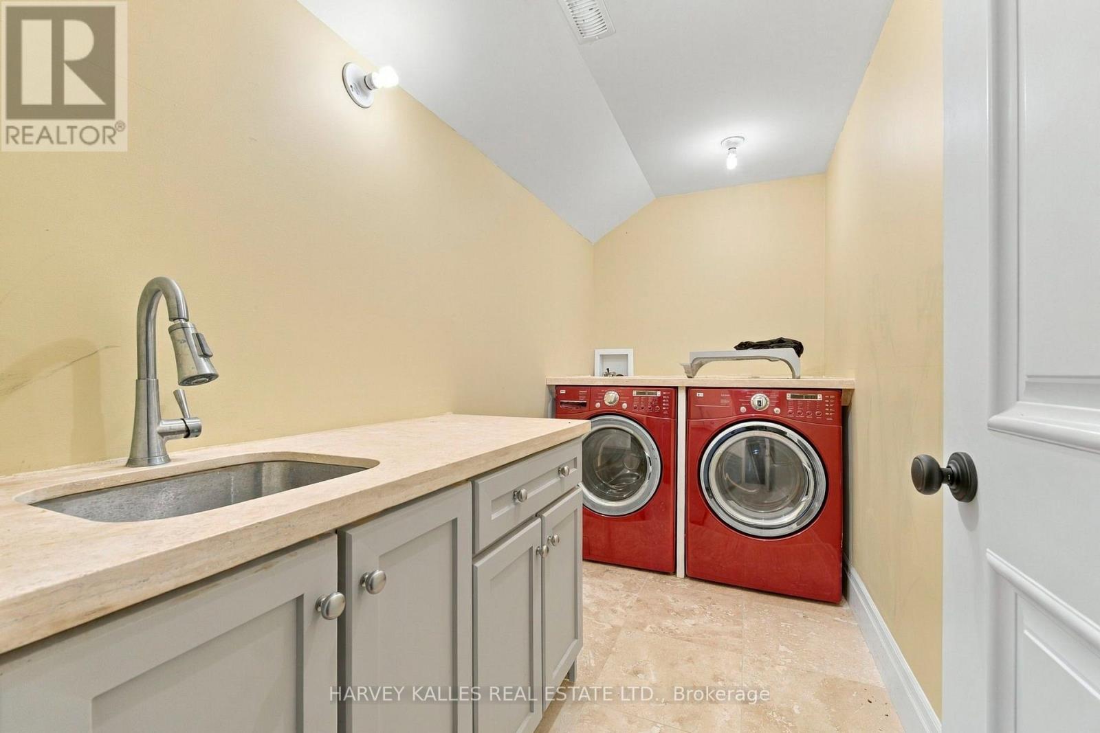 7472 Ashburn Road Property Photo 38