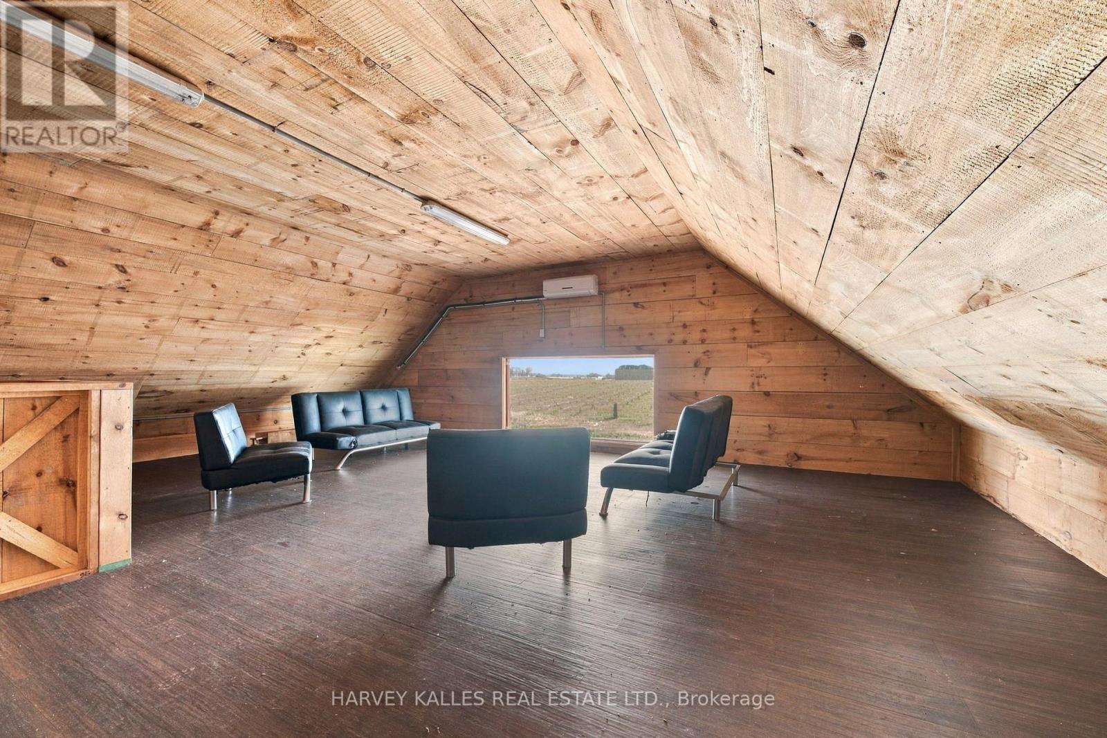 7472 Ashburn Road Property Photo 49