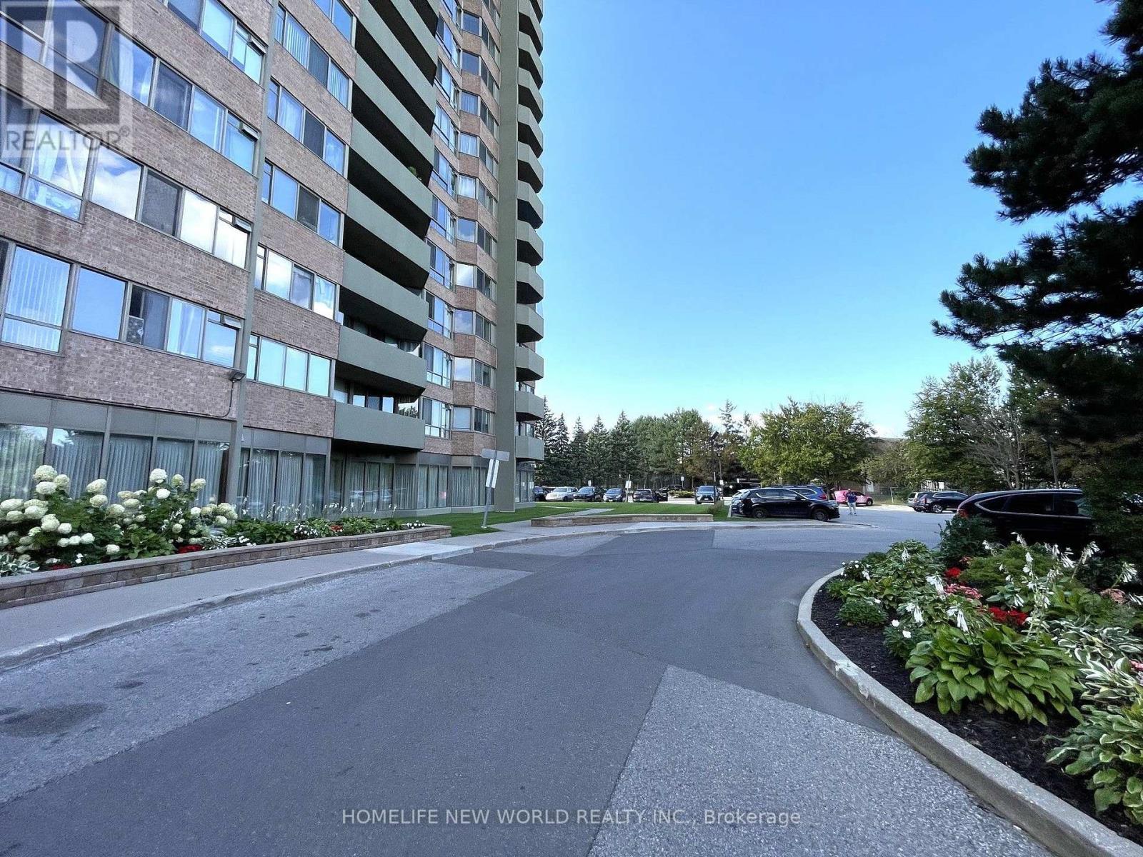 413 - 30 Thunder Grove Property Photo 4
