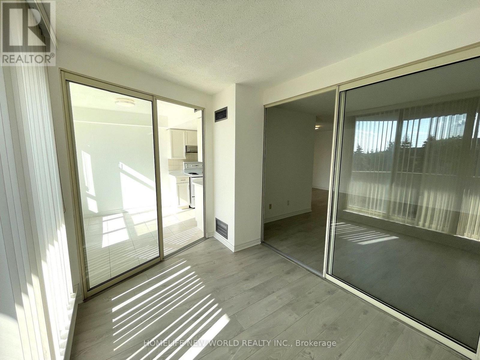 413 - 30 Thunder Grove Property Photo 21