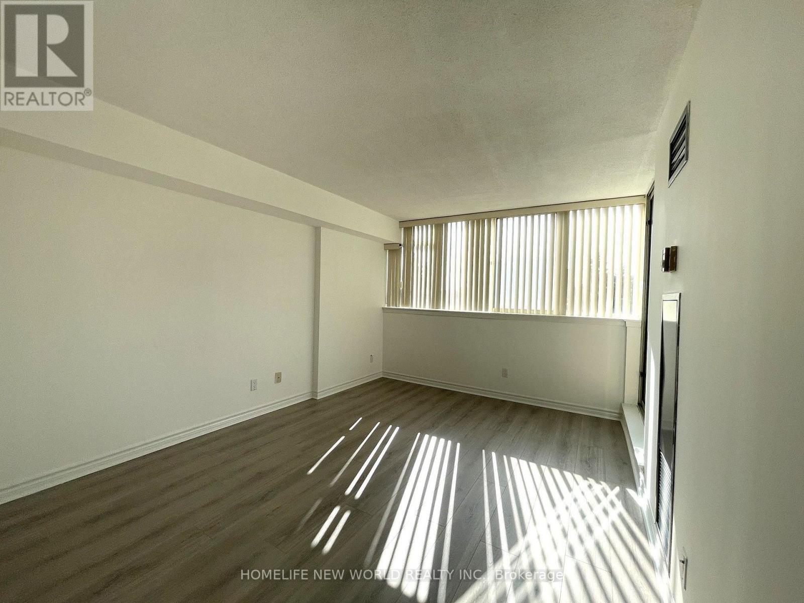 413 - 30 Thunder Grove Property Photo 30