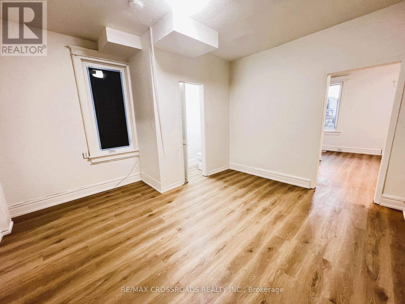 82 Curzon Street Property Photo 4