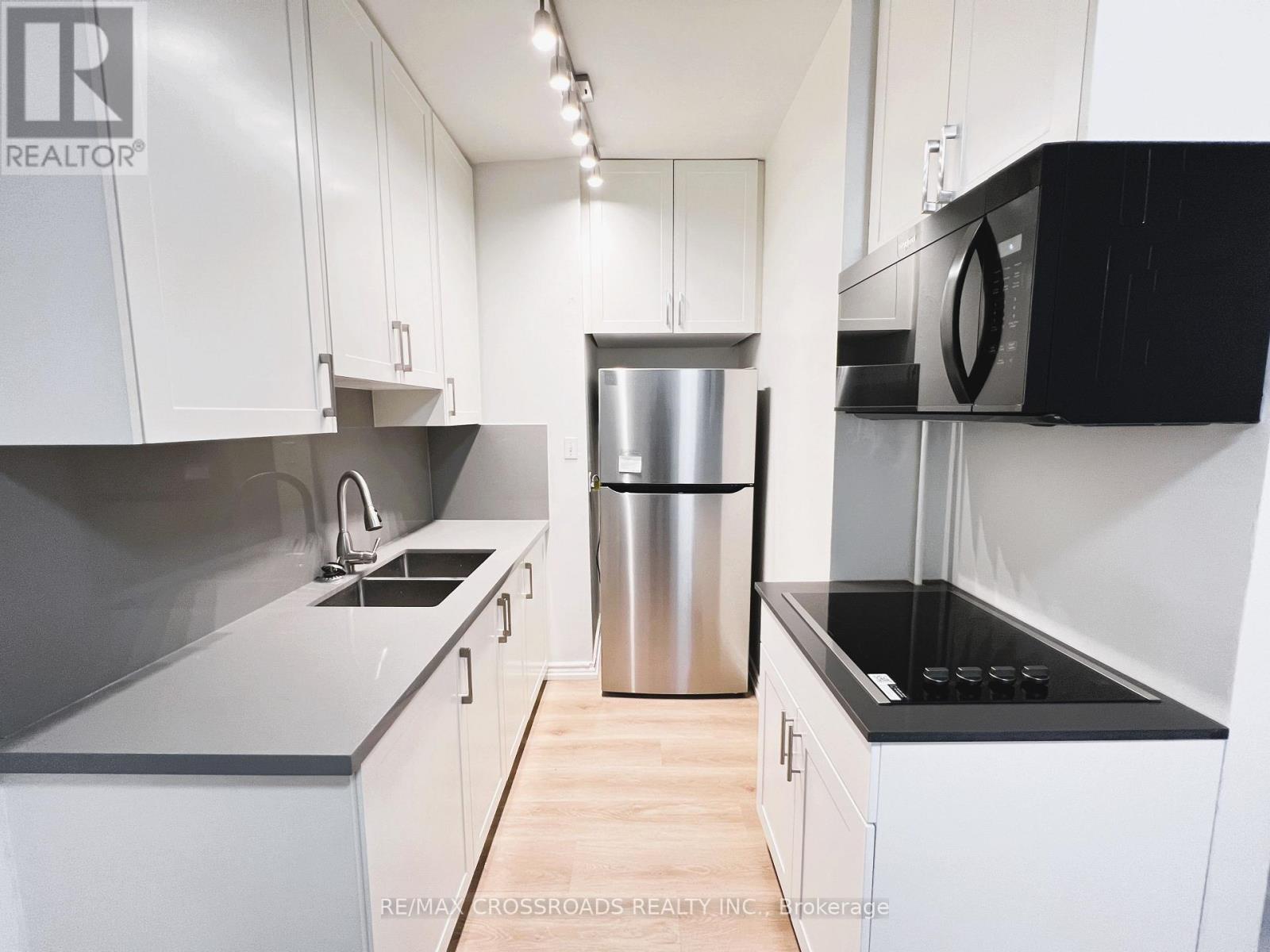 82 Curzon Street Property Photo 8