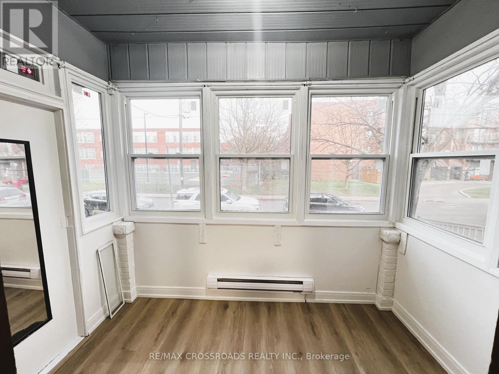 82 Curzon Street Property Photo 12
