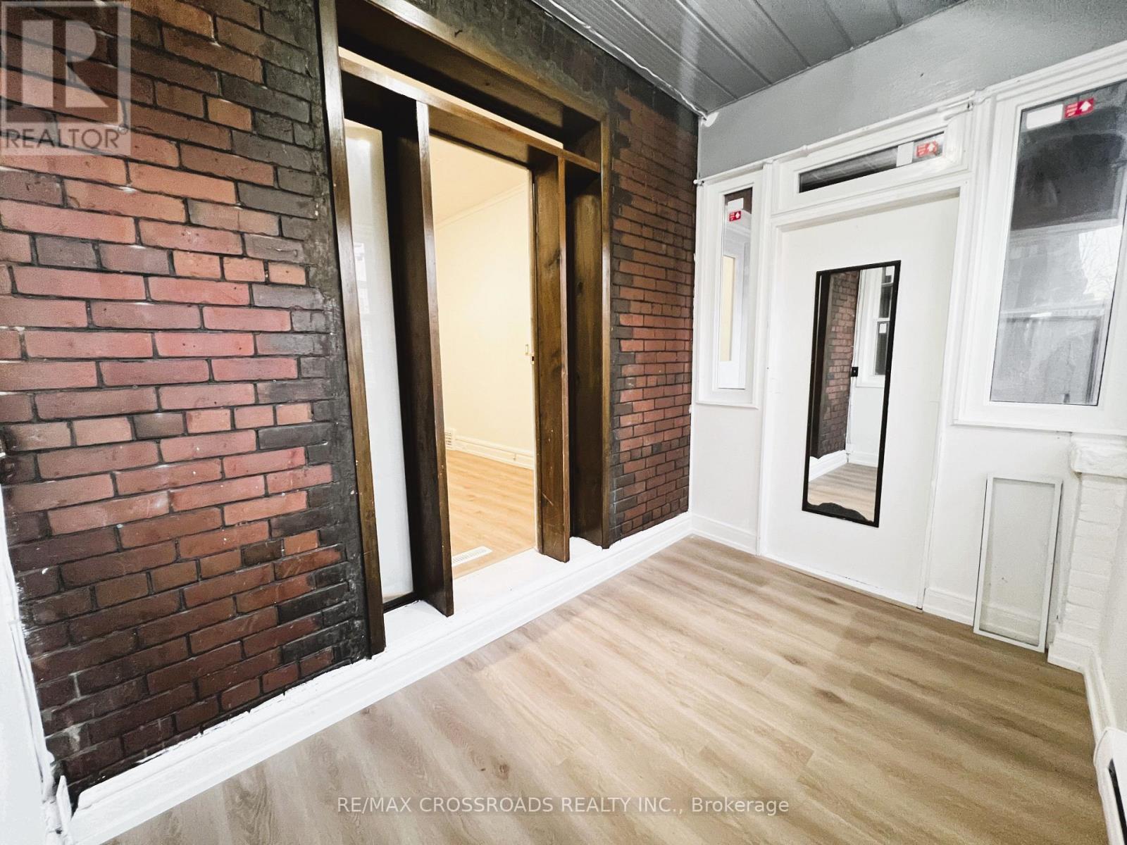 82 Curzon Street Property Photo 13