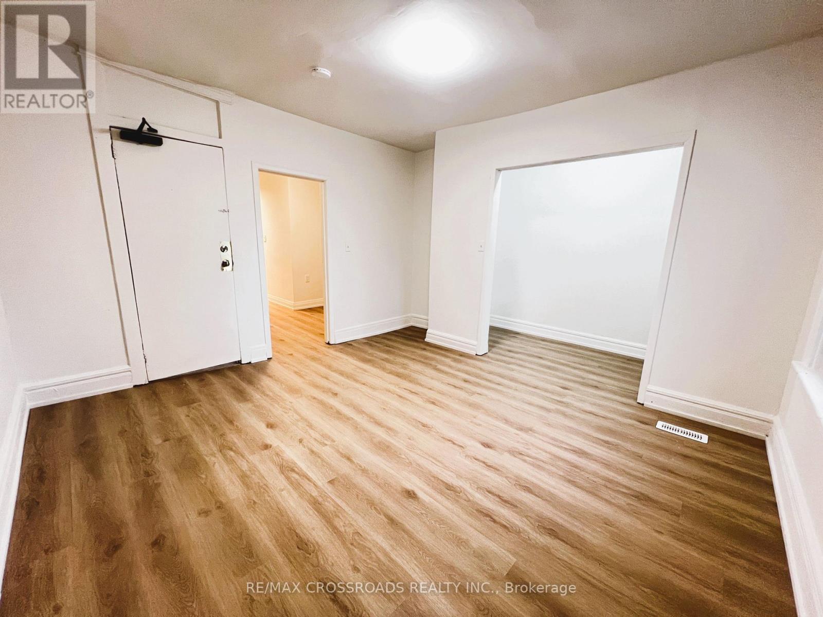 82 Curzon Street Property Photo 16