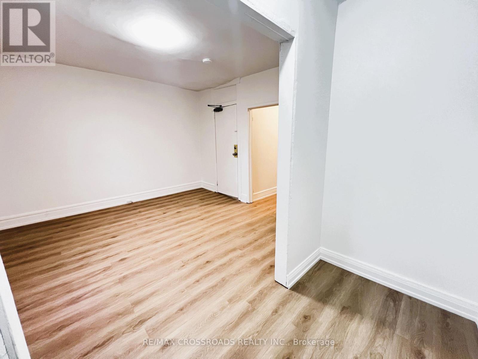 82 Curzon Street Property Photo 17