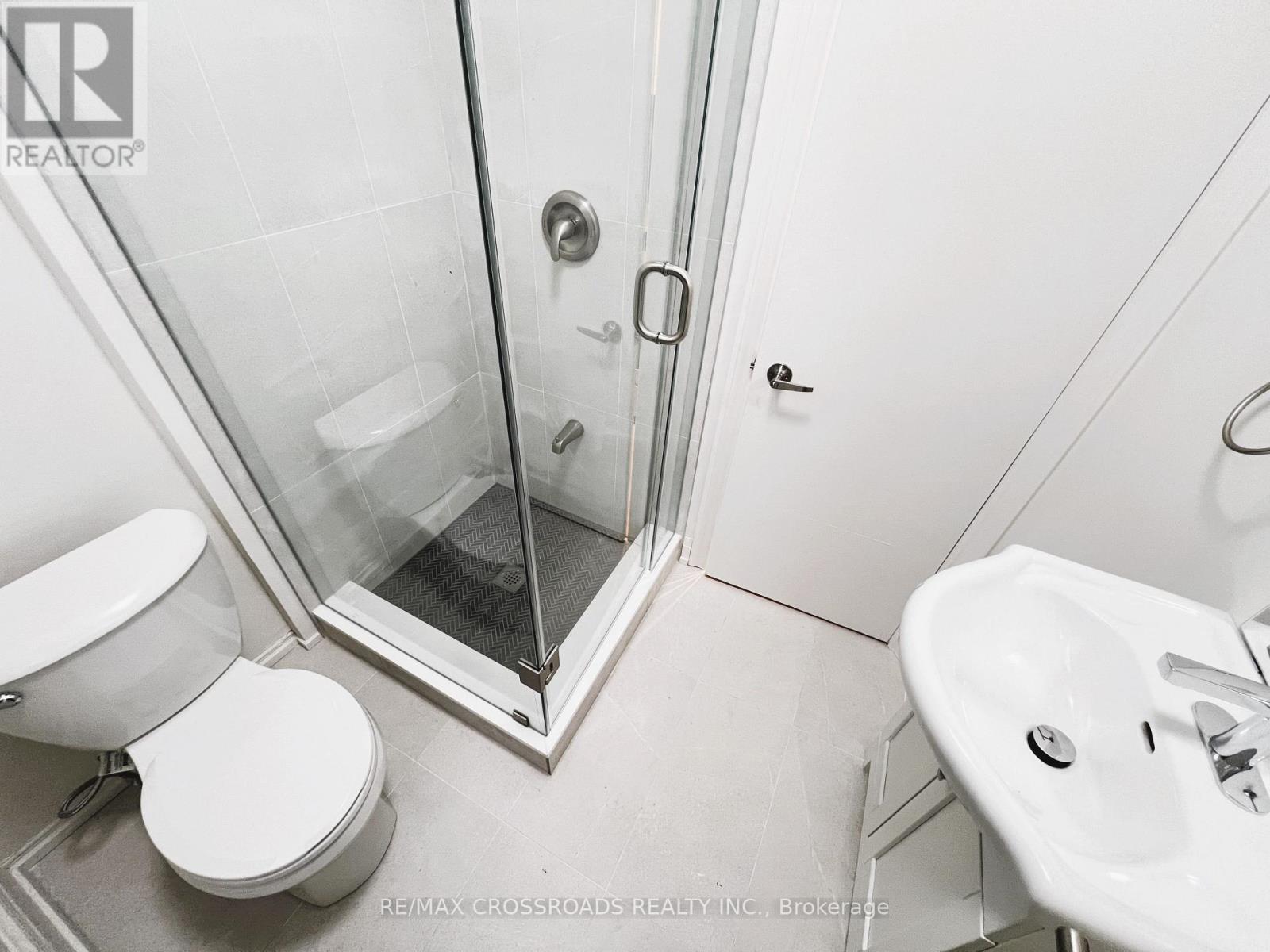 82 Curzon Street Property Photo 20