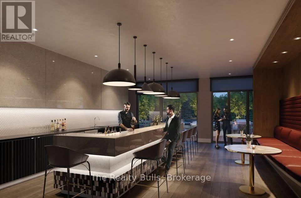 235 - 2545 Simcoe Street N Property Photo 4