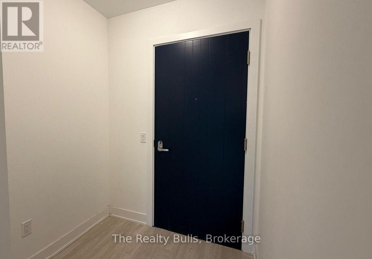 235 - 2545 Simcoe Street N Property Photo 7