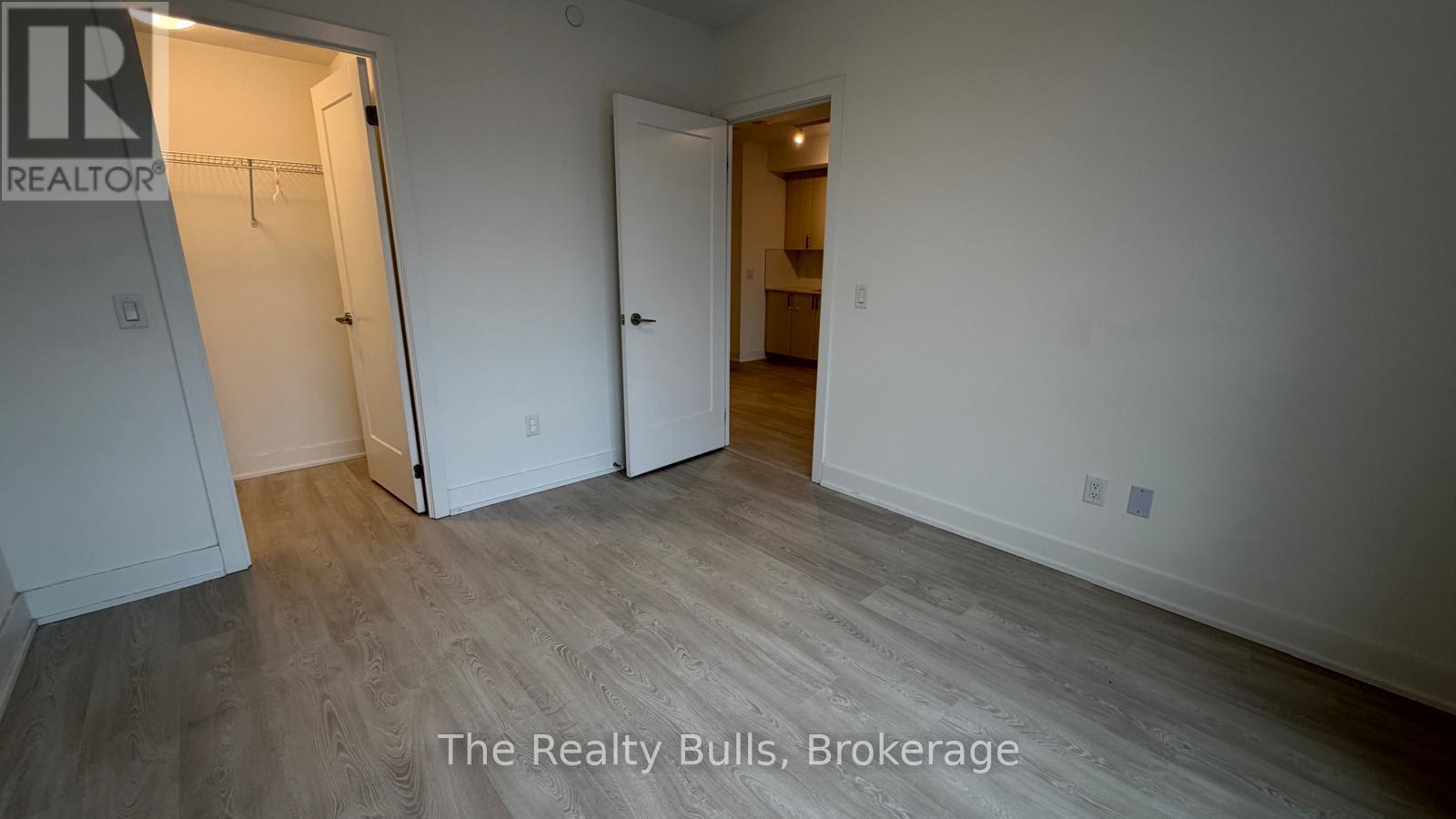235 - 2545 Simcoe Street N Property Photo 12