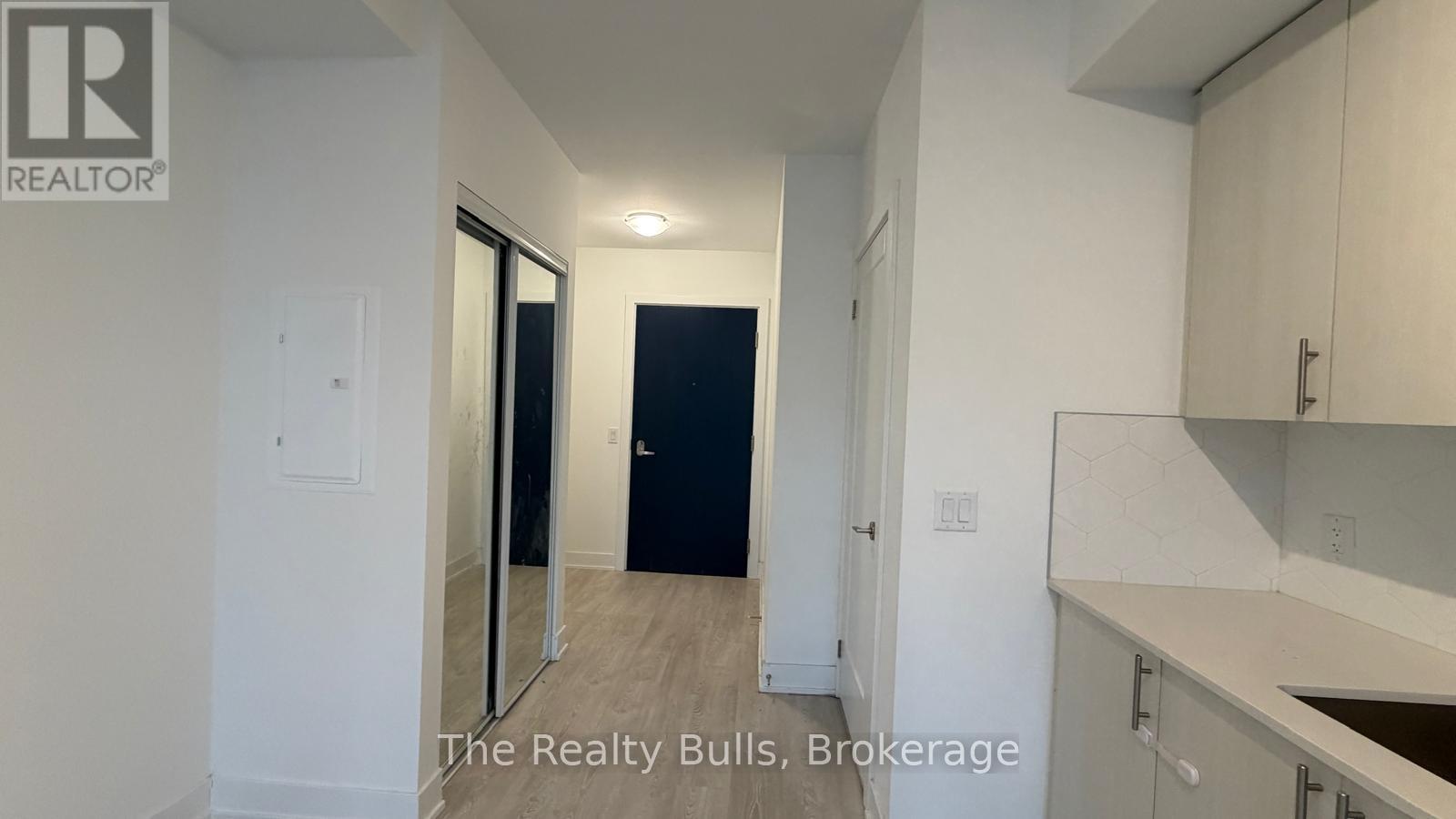 235 - 2545 Simcoe Street N Property Photo 24
