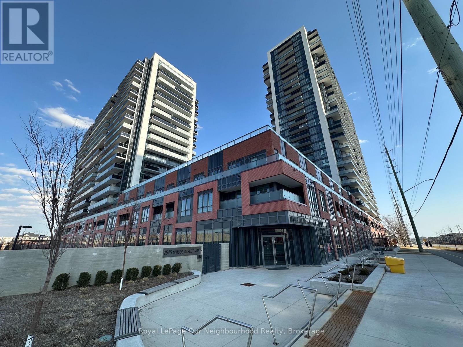2615 - 2545 SIMCOE STREET N Property Photo 1