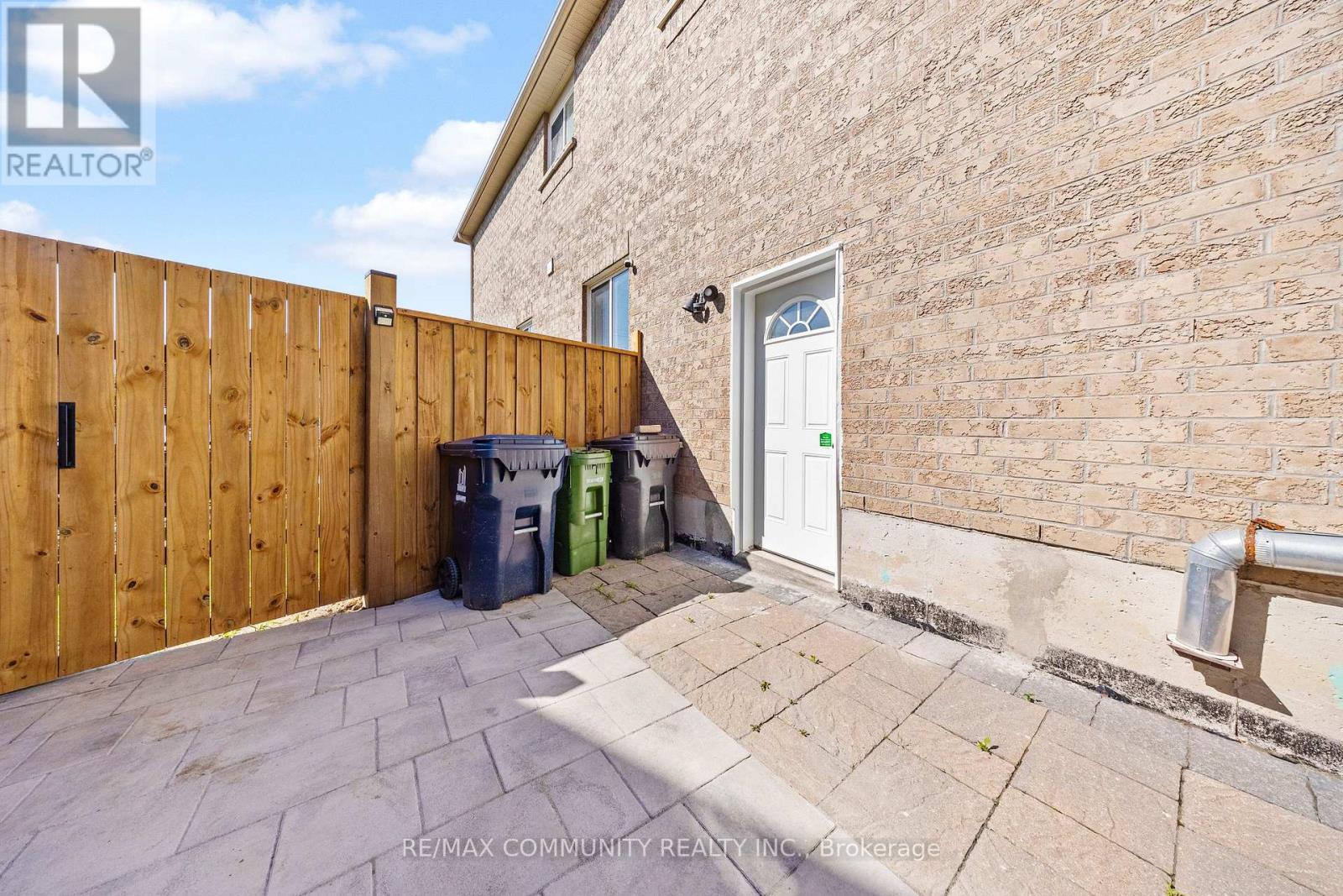 Bsmt - 72 Lampman Drive Property Photo 3
