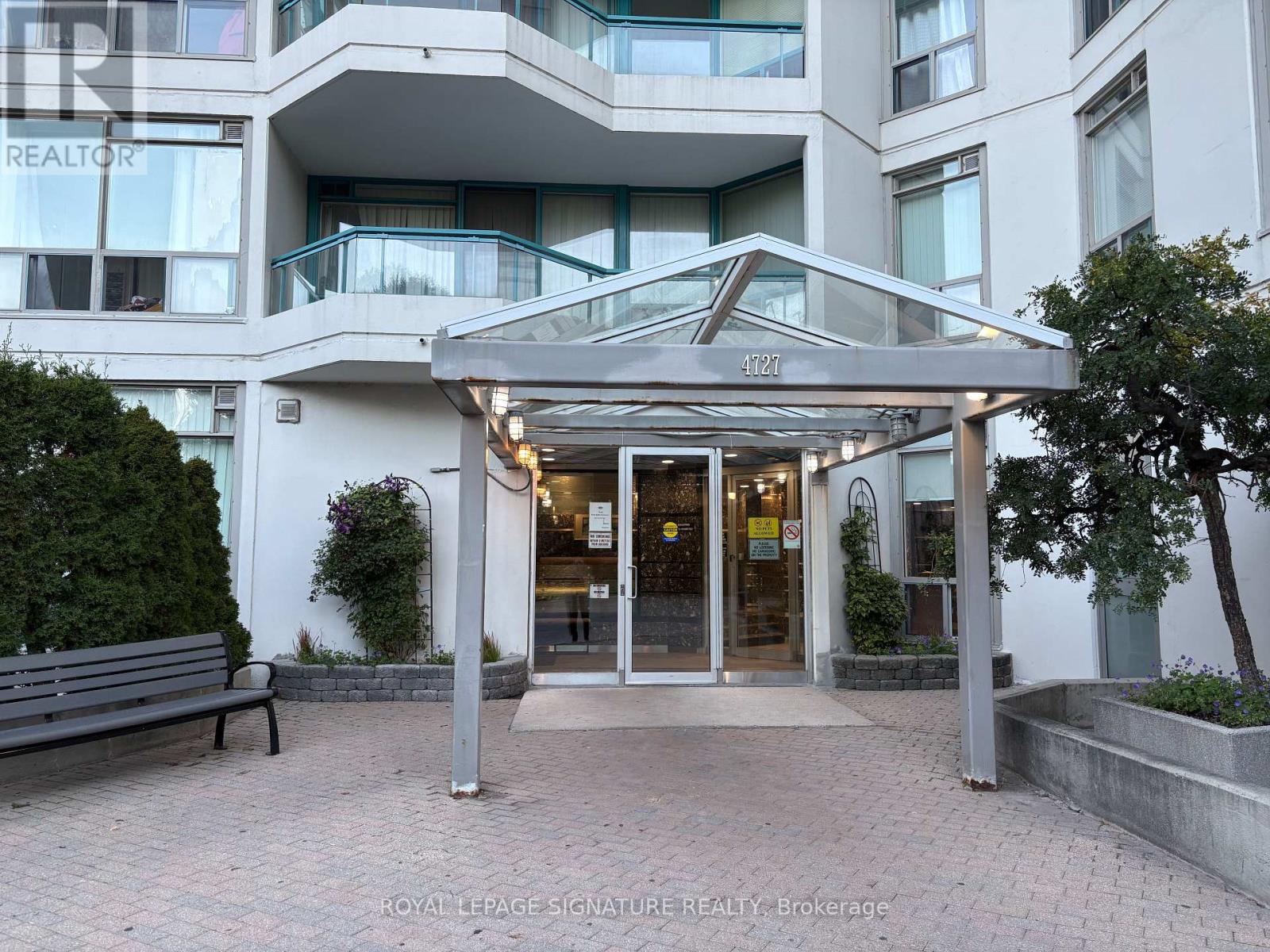 607 - 4727 Sheppard Avenue E Property Photo 1