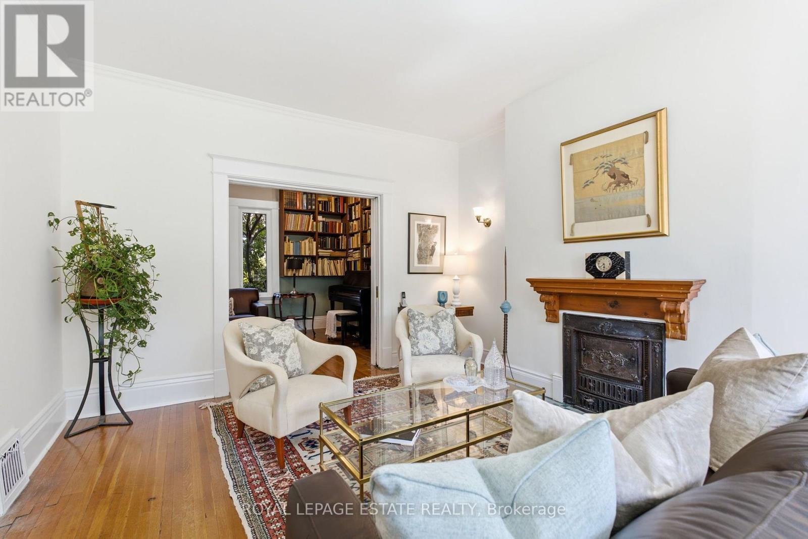 14 Lyall Avenue Property Photo 4