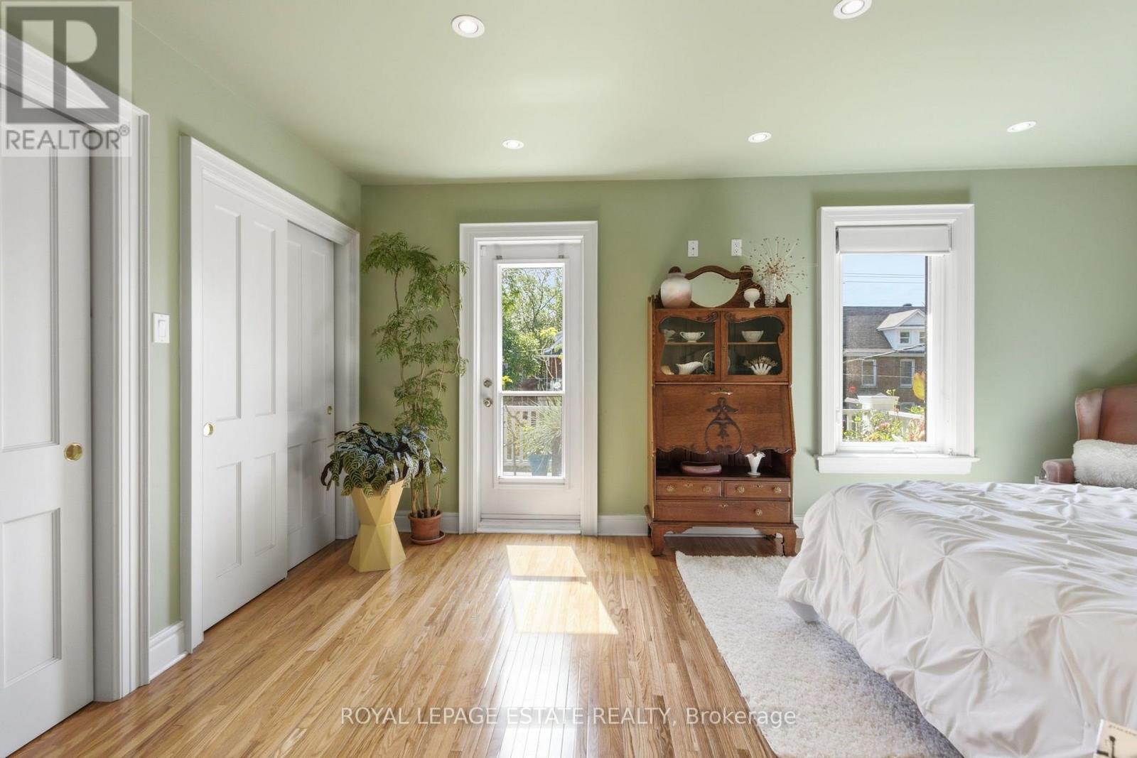14 Lyall Avenue Property Photo 22