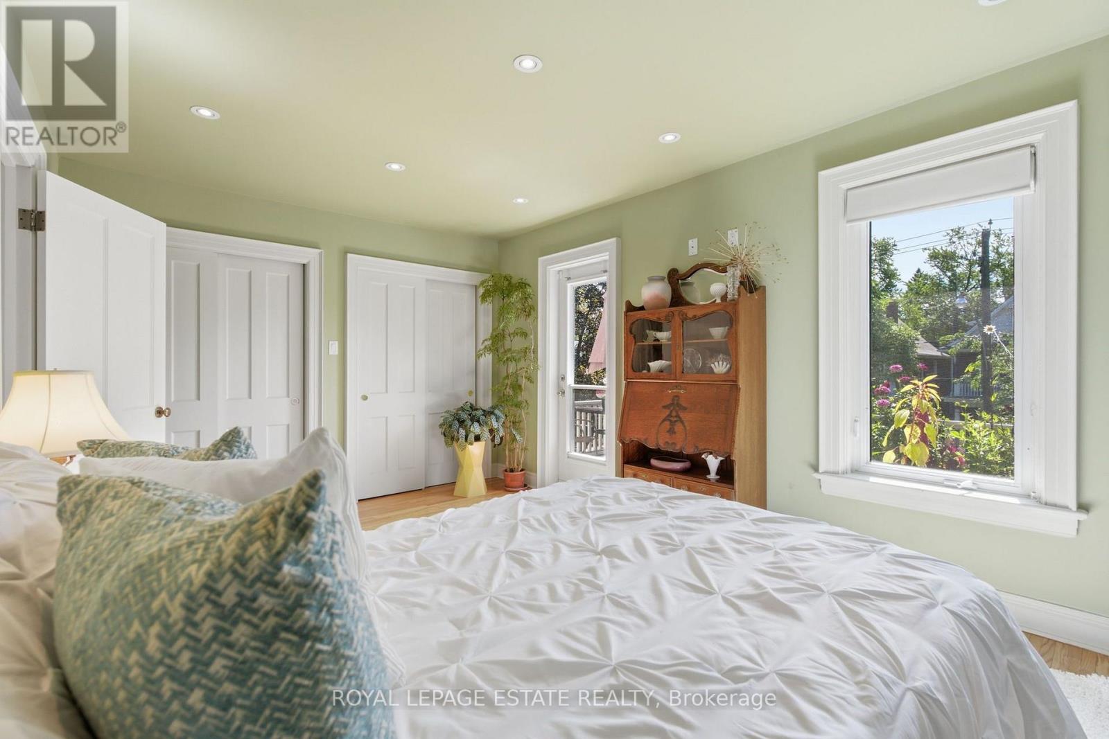 14 Lyall Avenue Property Photo 25