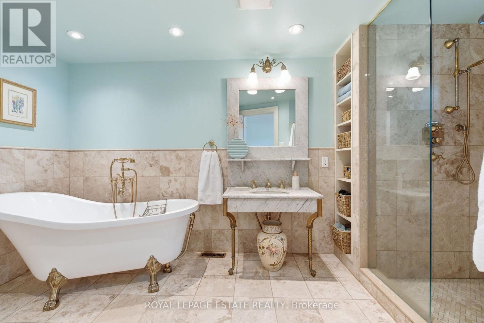 14 Lyall Avenue Property Photo 30