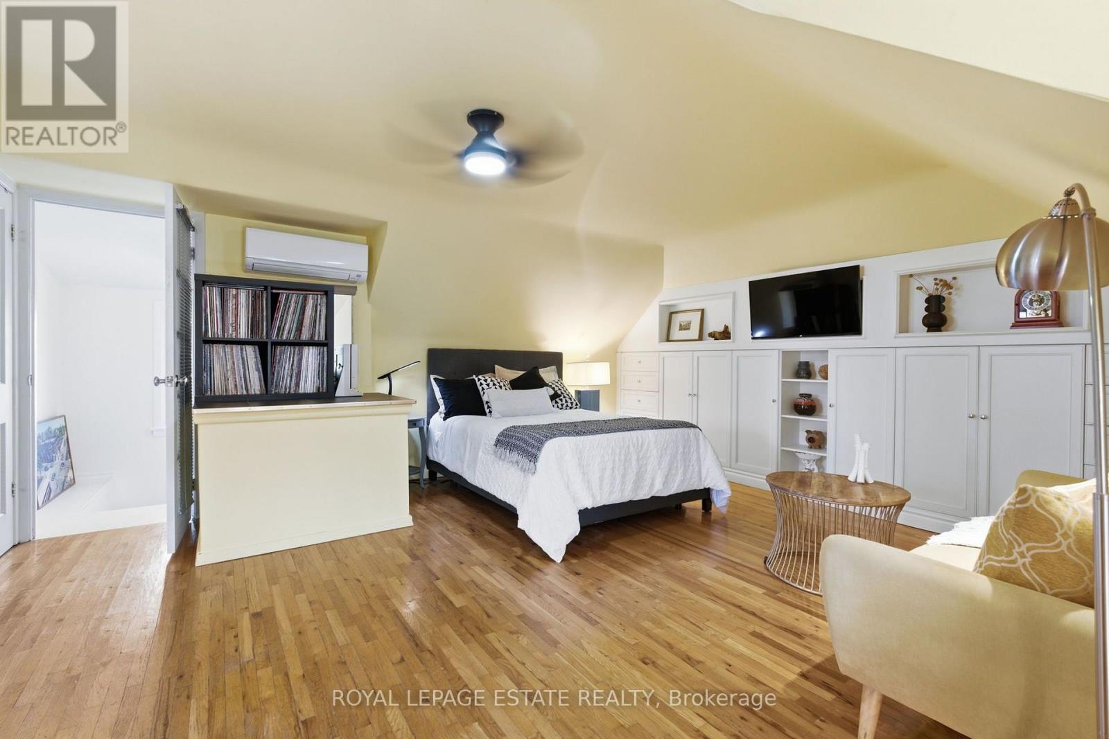 14 Lyall Avenue Property Photo 32