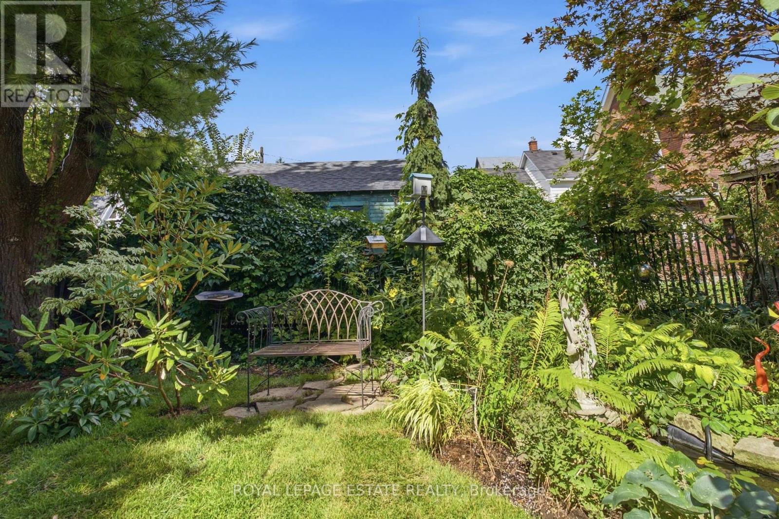 14 Lyall Avenue Property Photo 39