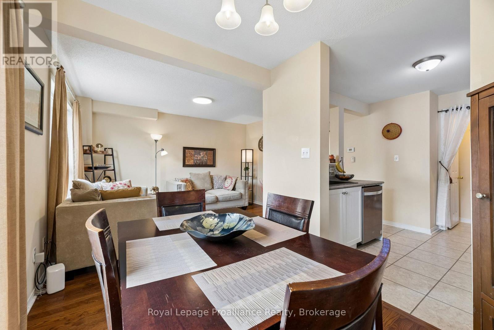 61 - 1119 Ormond Drive Property Photo 11