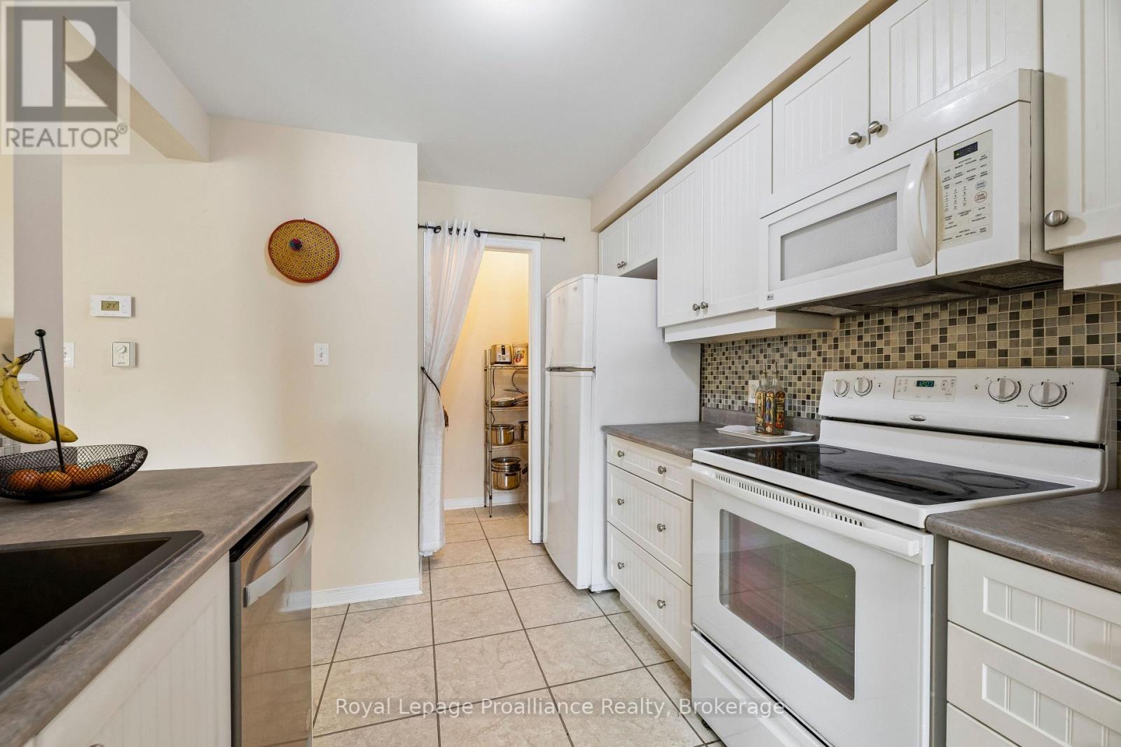 61 - 1119 Ormond Drive Property Photo 13