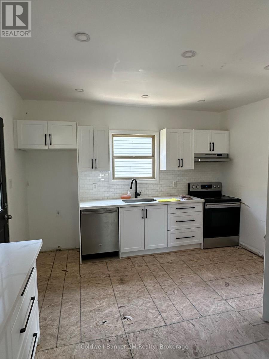 386 Pine Avenue Property Photo 3