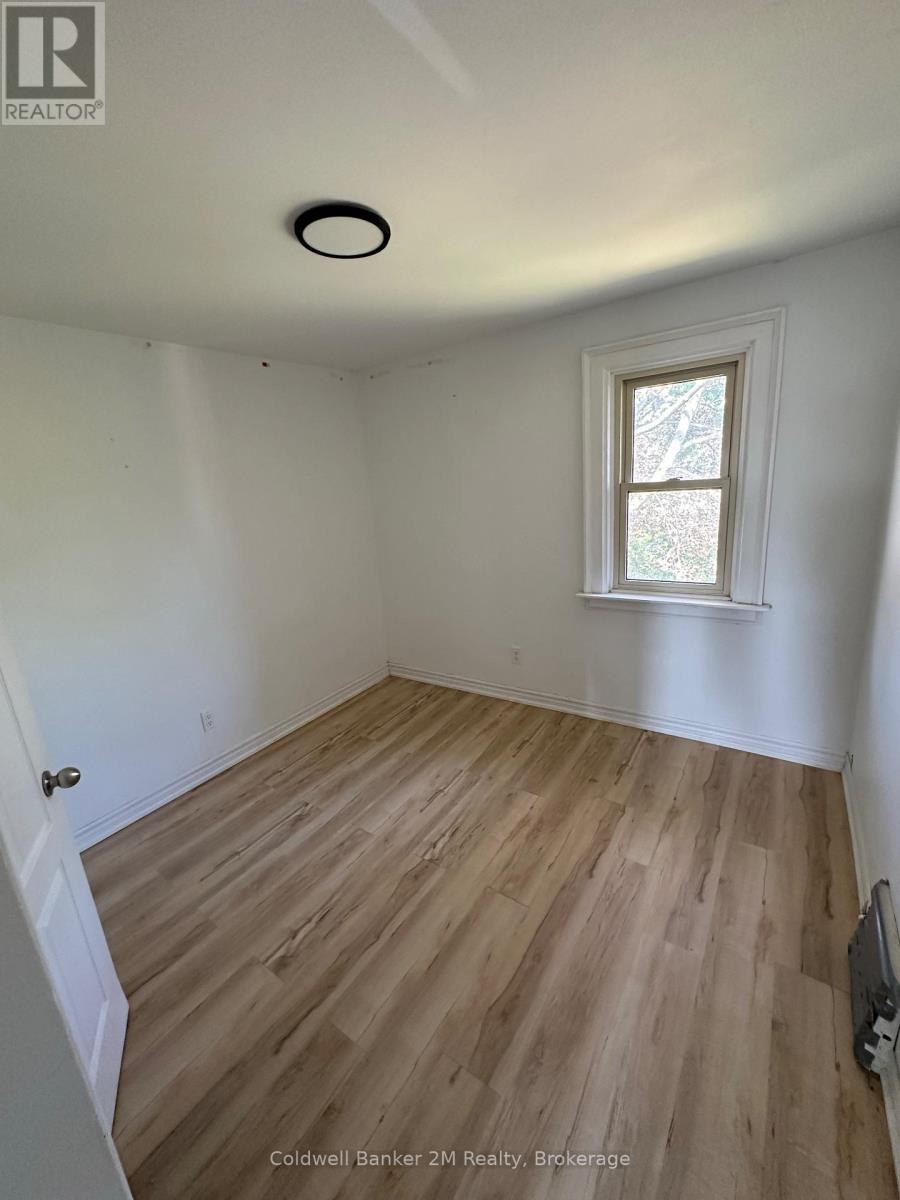 386 Pine Avenue Property Photo 10