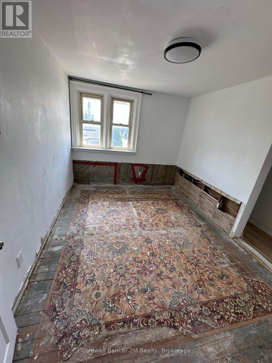 386 Pine Avenue Property Photo 12