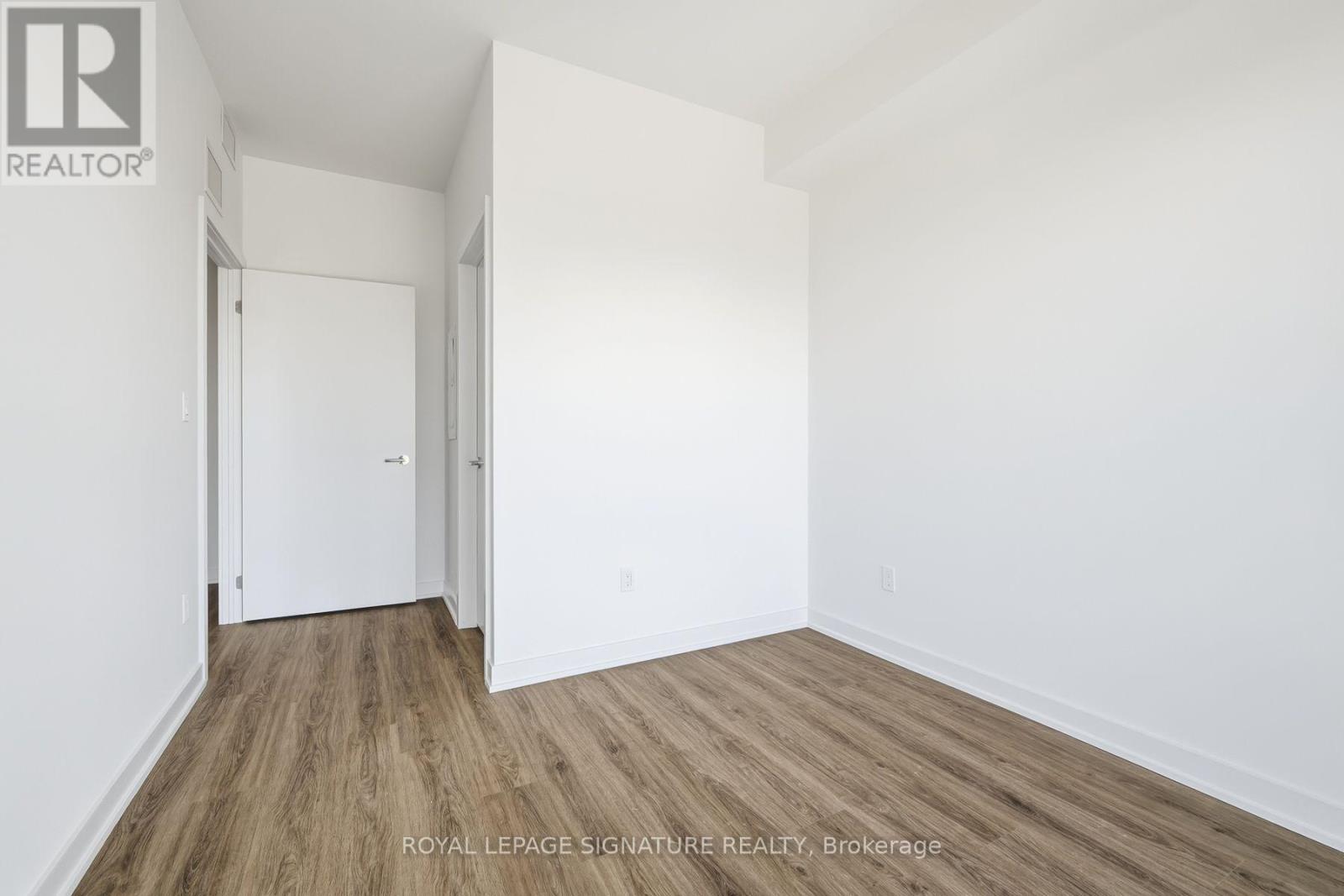 904 - 4569 Kingston Road Property Photo 18