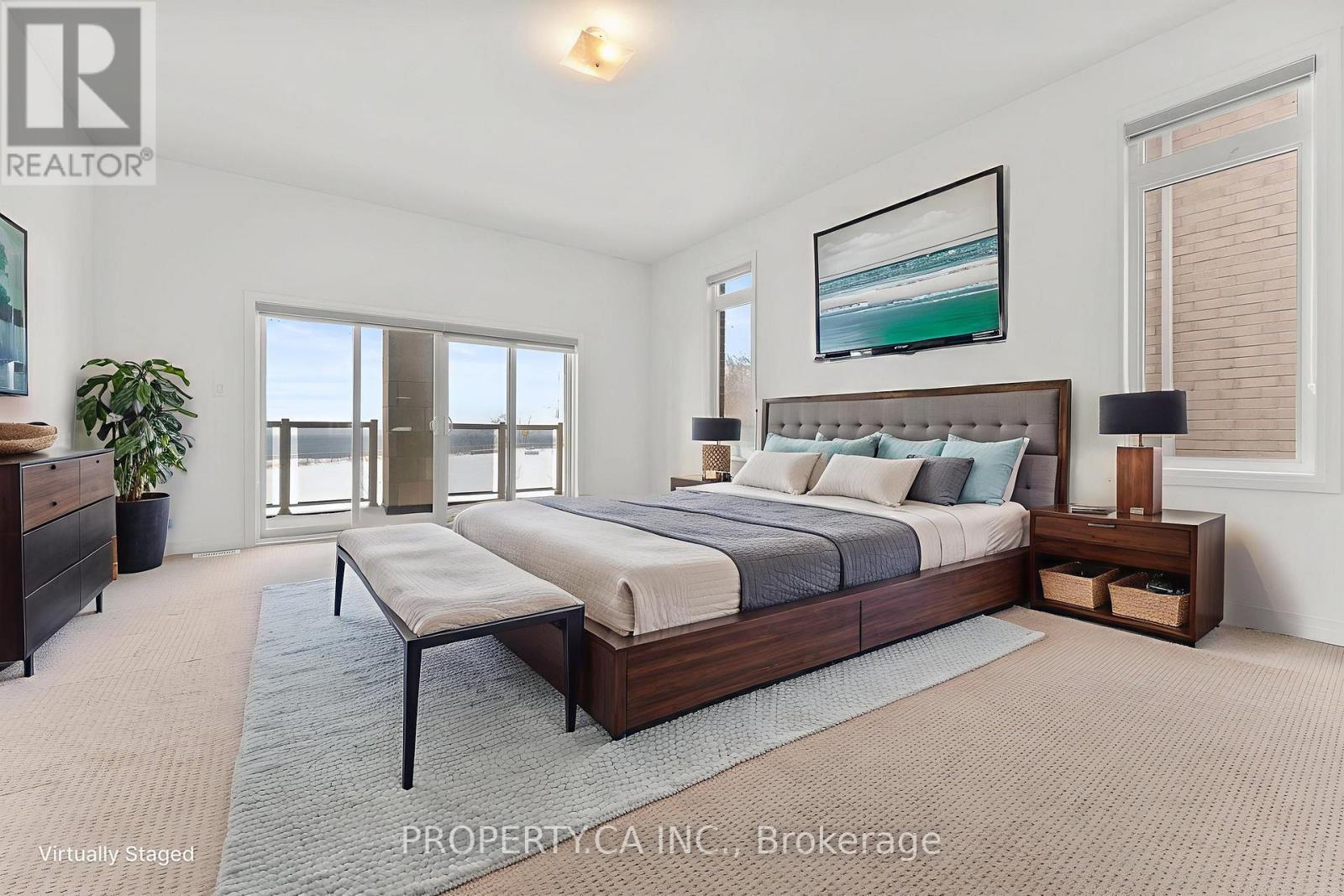 2 Yacht Drive Property Photo 18