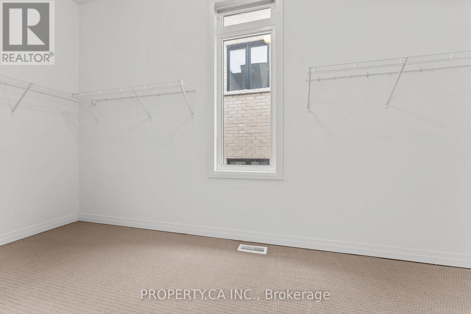 2 Yacht Drive Property Photo 20