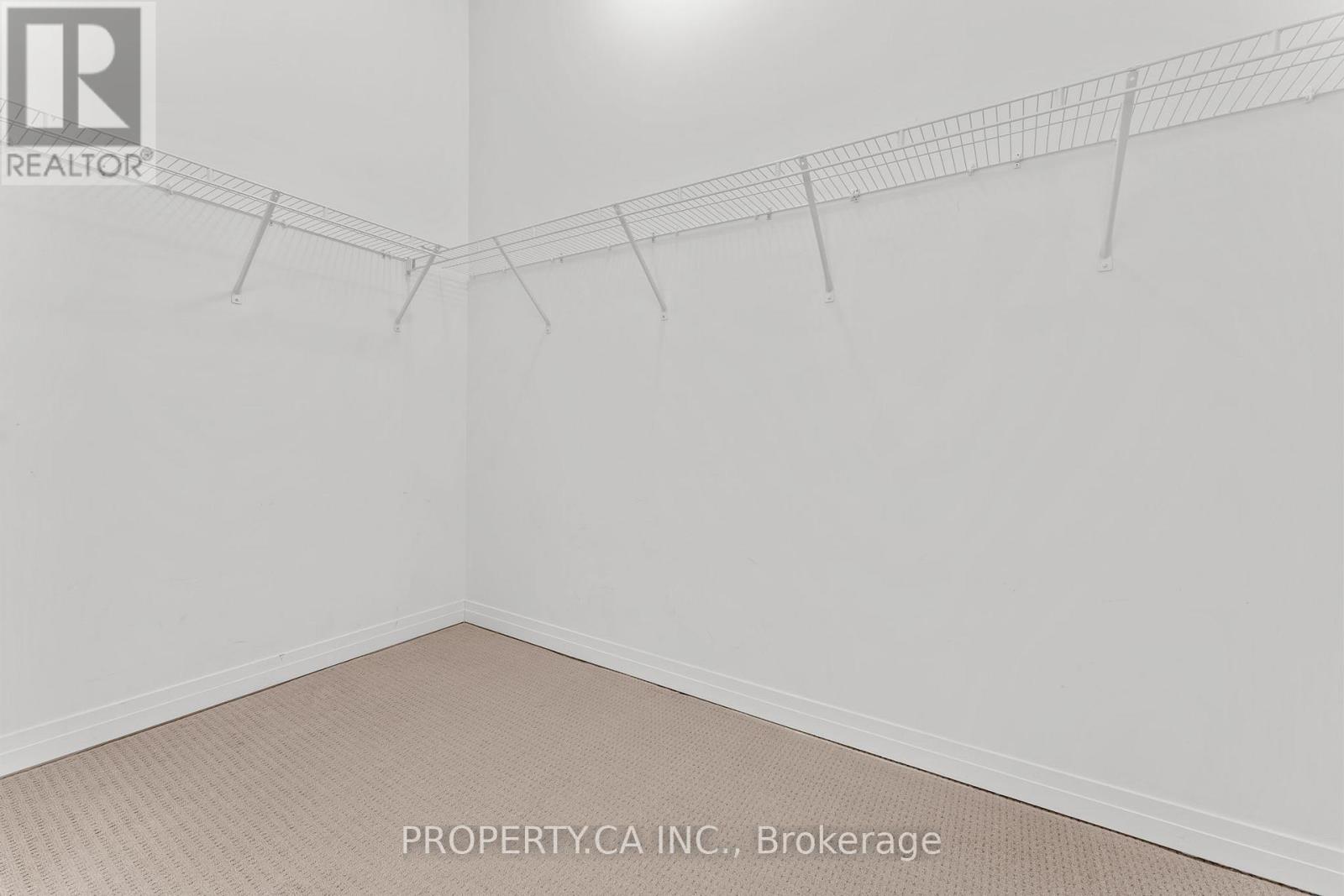 2 Yacht Drive Property Photo 21