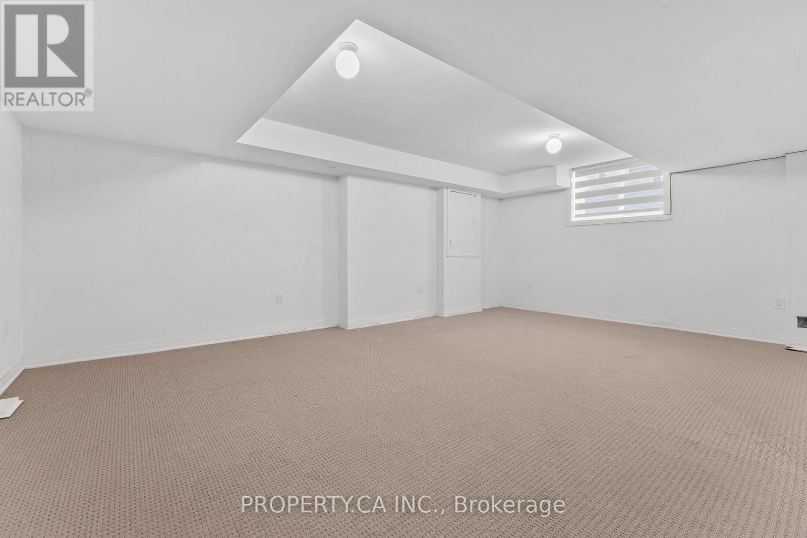 2 Yacht Drive Property Photo 36