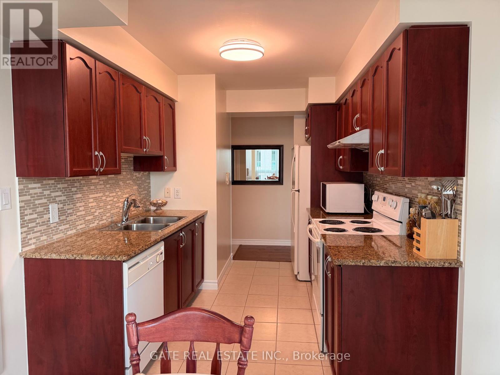 308 - 88 Grangeway Avenue Property Photo 12