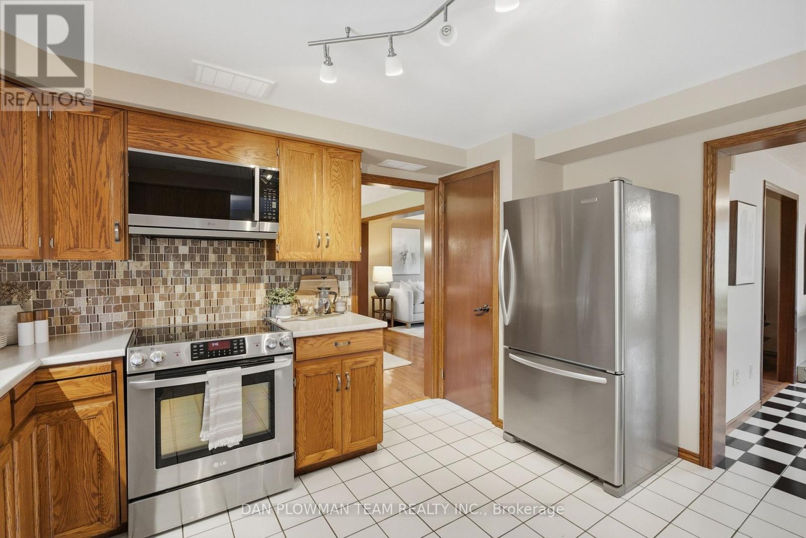 4451 Ganaraska Road Property Photo 13