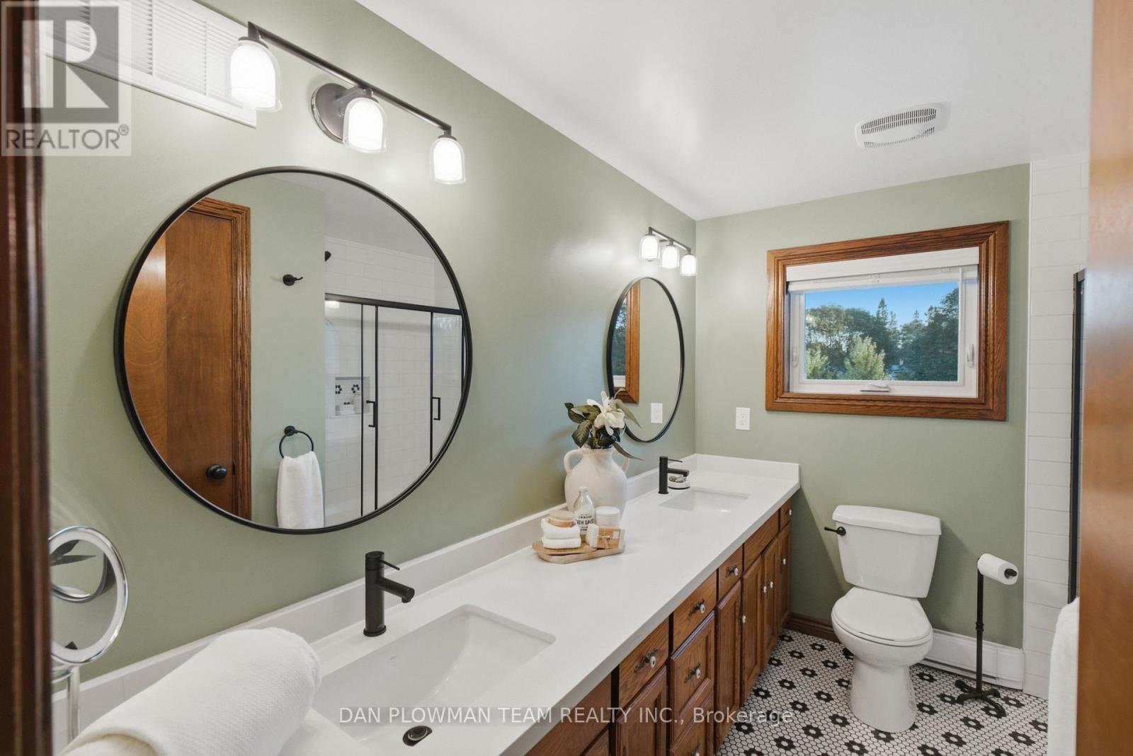 4451 Ganaraska Road Property Photo 31
