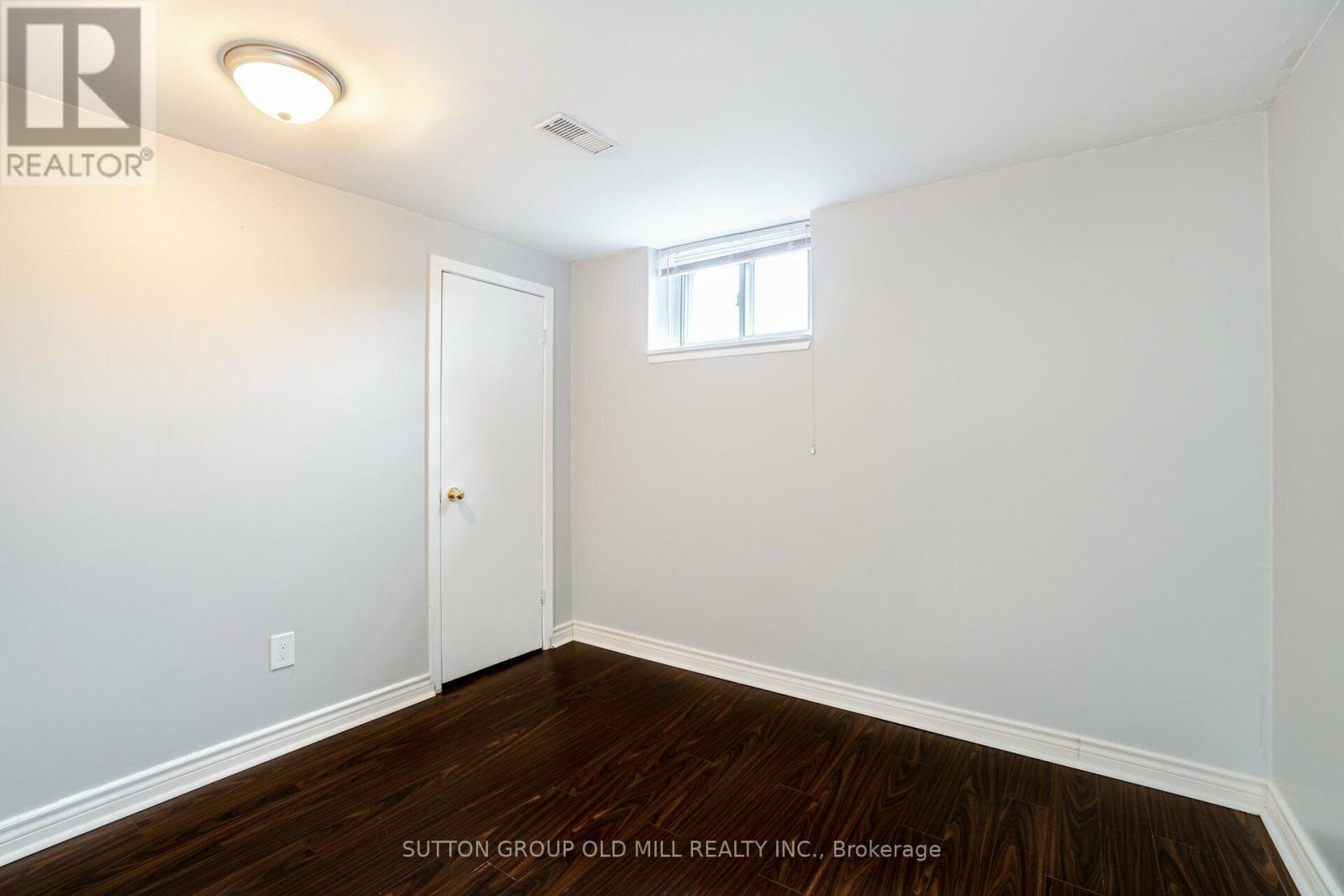 Lower - 5 Applefield Drive Property Photo 21