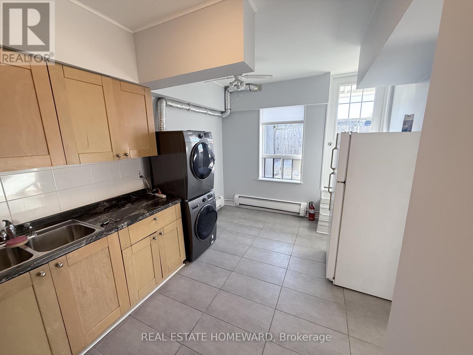 APT 2 - 611 DANFORTH AVENUE Property Photo 1