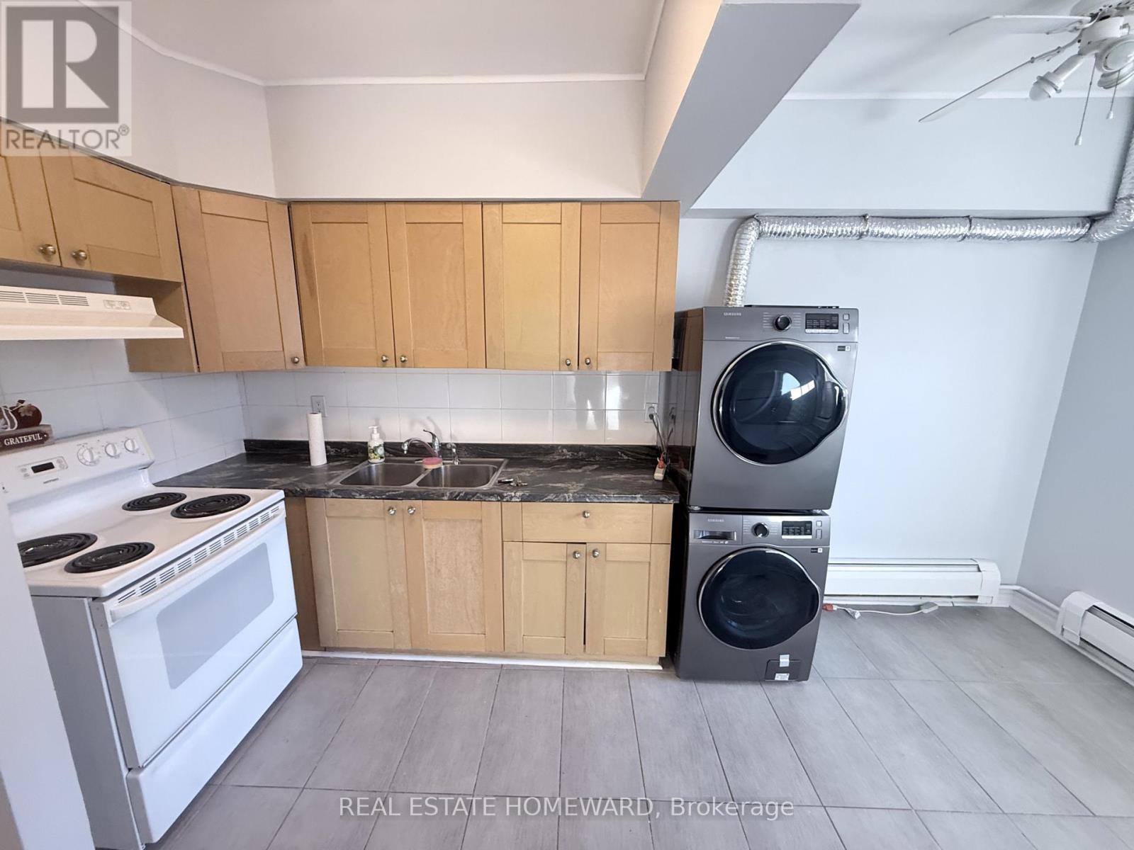 Apt 2 - 611 Danforth Avenue Property Photo 5