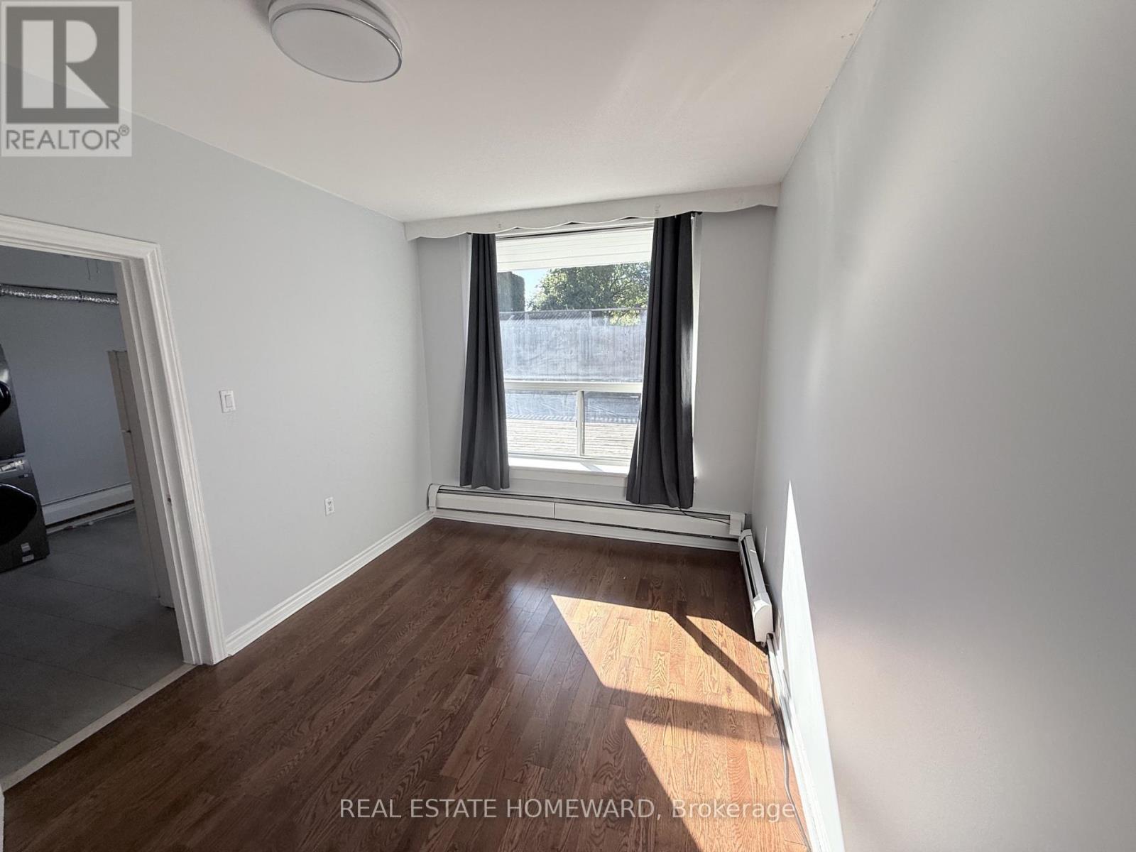 Apt 2 - 611 Danforth Avenue Property Photo 8