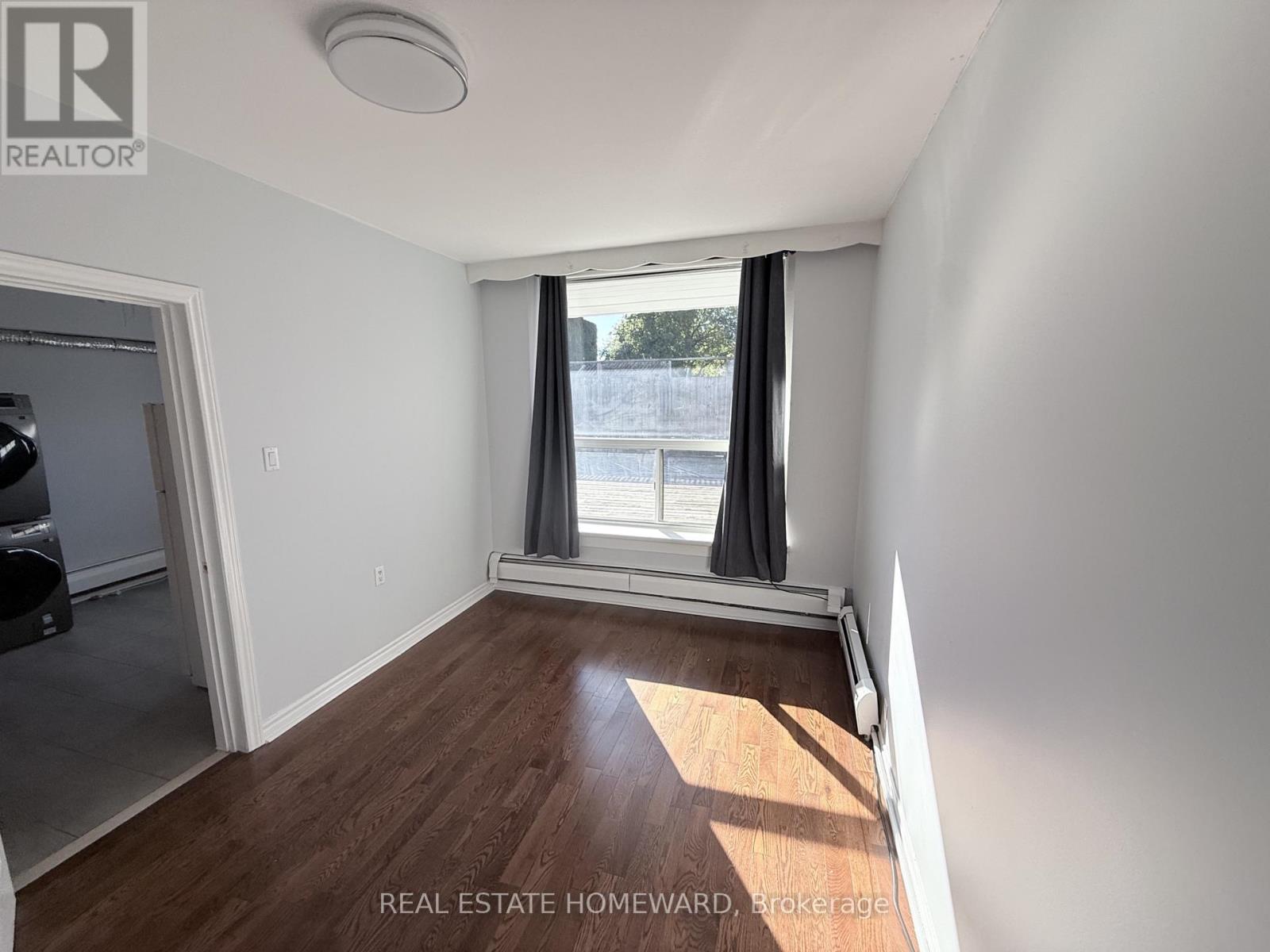 Apt 2 - 611 Danforth Avenue Property Photo 9