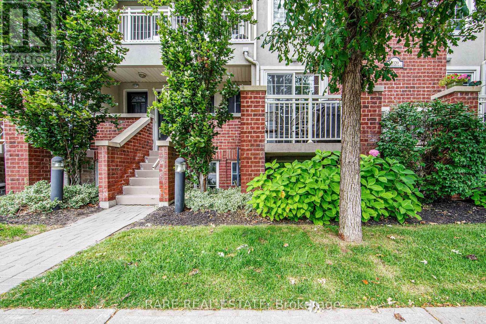 104 - 2320 Gerrard Street E Property Photo 3