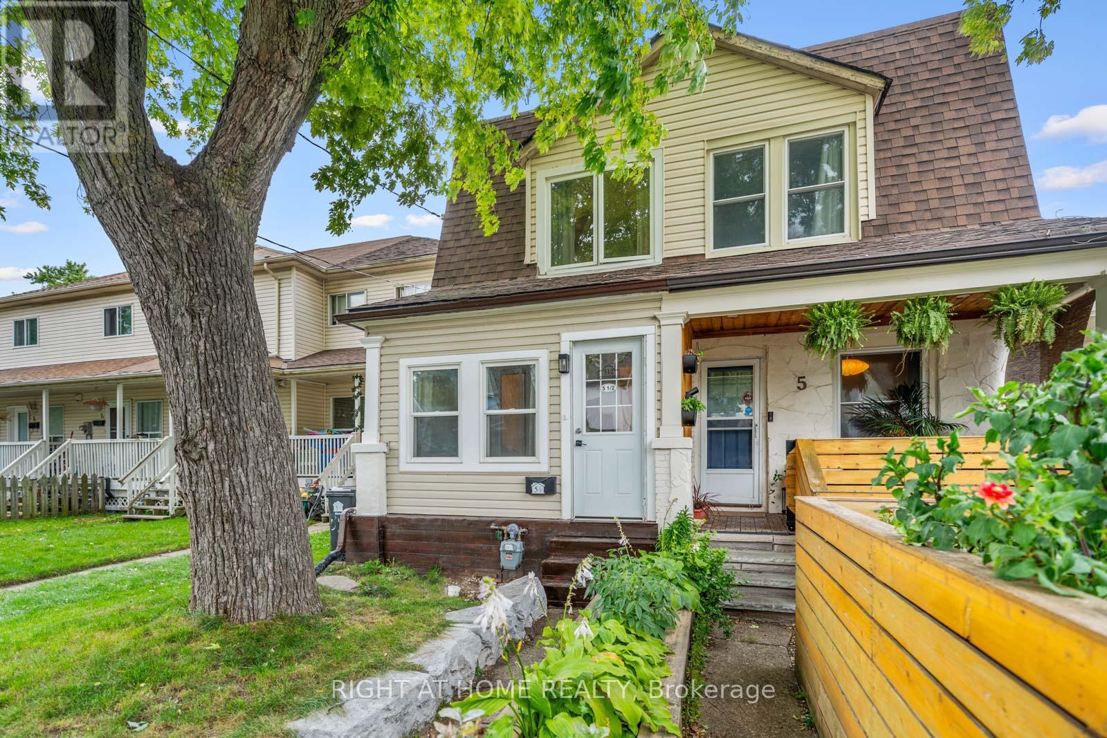 5 1/2 LUTTRELL AVENUE