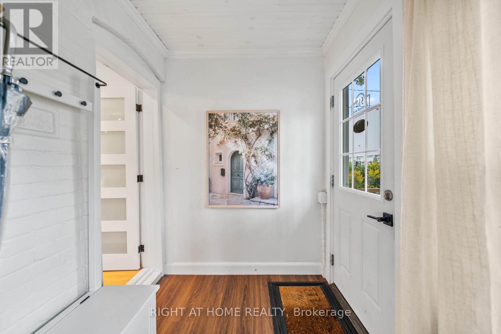 5 1/2 Luttrell Avenue Property Photo 2