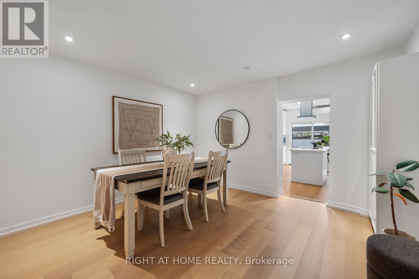 5 1/2 Luttrell Avenue Property Photo 10