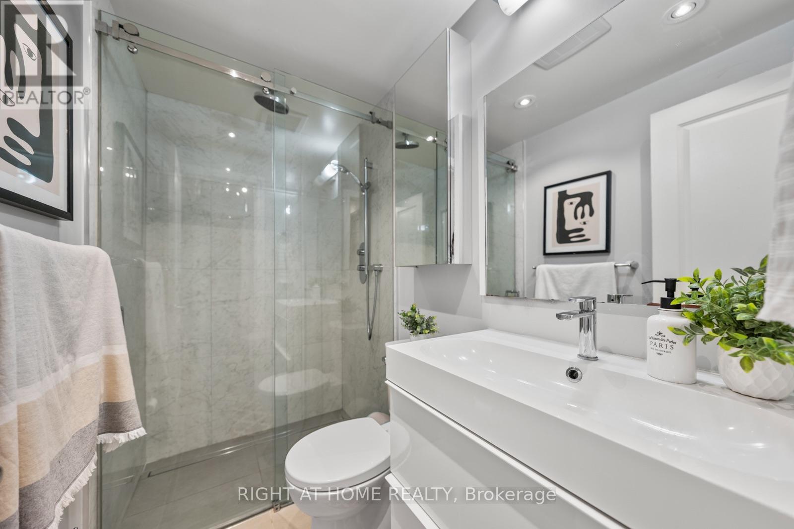 5 1/2 Luttrell Avenue Property Photo 17