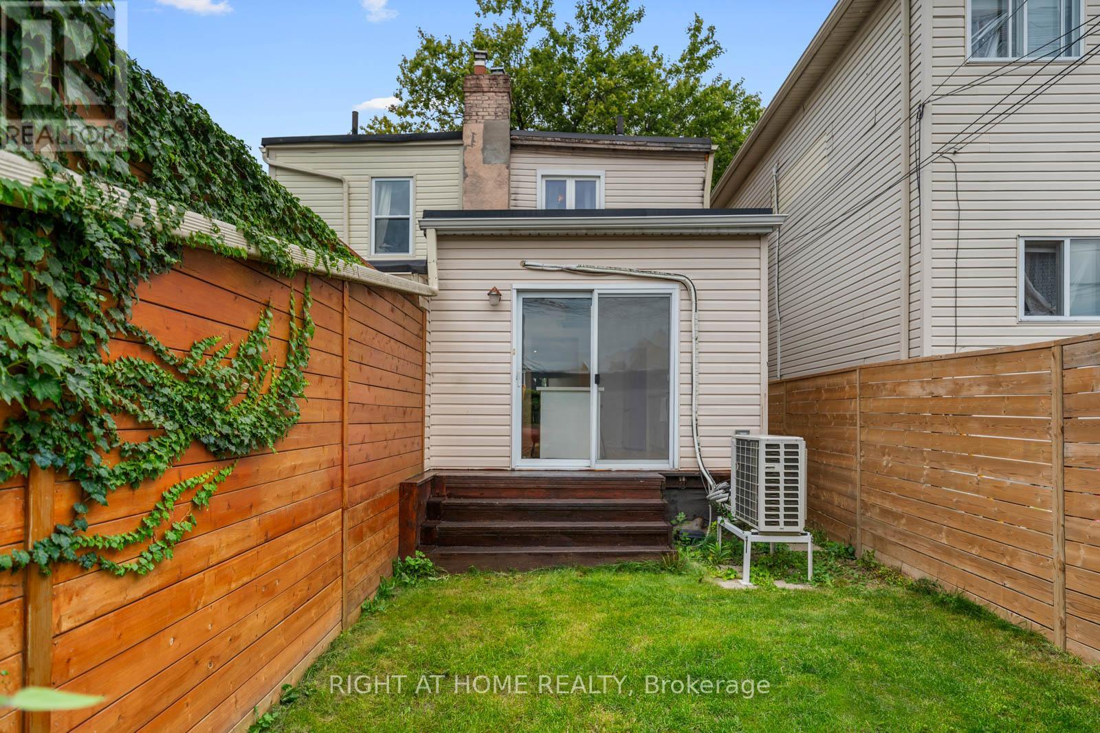 5 1/2 Luttrell Avenue Property Photo 27